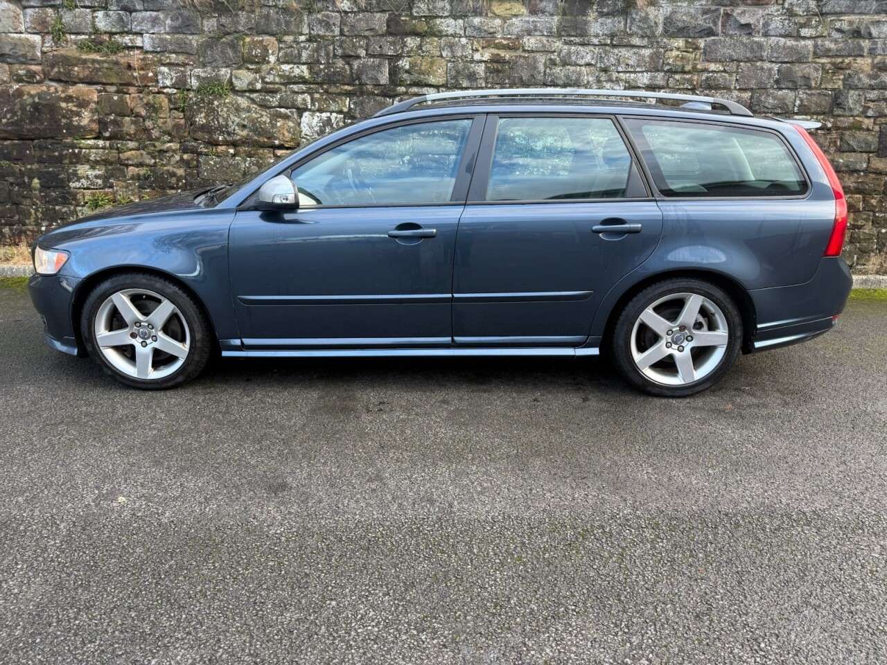2009 VOLVO V50 2009 VOLVO V50