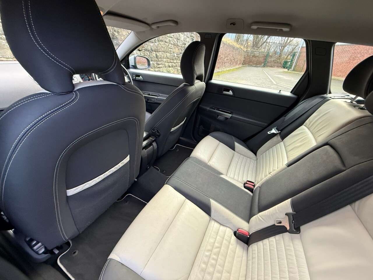 2009 VOLVO V50 2009 VOLVO V50