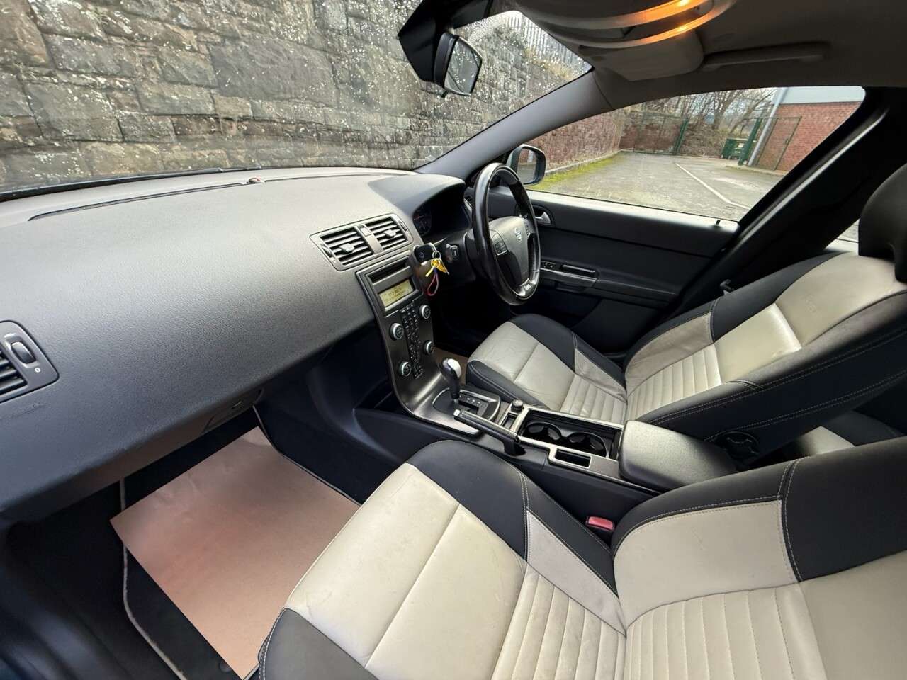 2009 VOLVO V50 2009 VOLVO V50