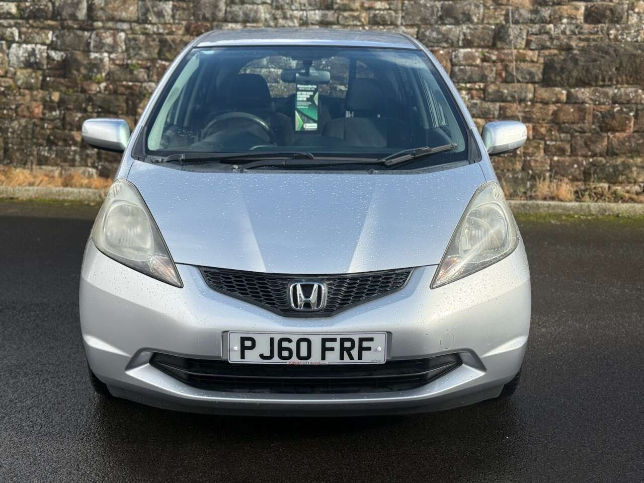 A 2011 HONDA JAZZ 1.4 i-VTEC ES Hatchback 5dr Petrol Manual Euro 5 (99 ps) SUPERB HISTORY A 2011 HONDA JAZZ 1.4 i-VTEC ES Hatchback 5dr Petrol Manual Euro 5 (99 ps) SUPERB HISTORY