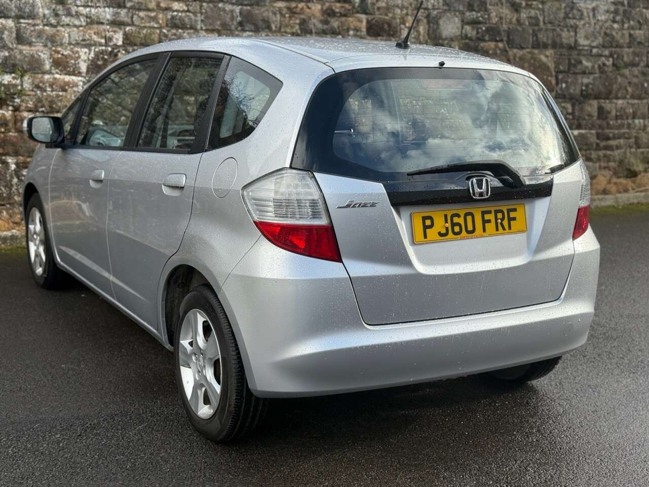 2011 HONDA JAZZ 2011 HONDA JAZZ