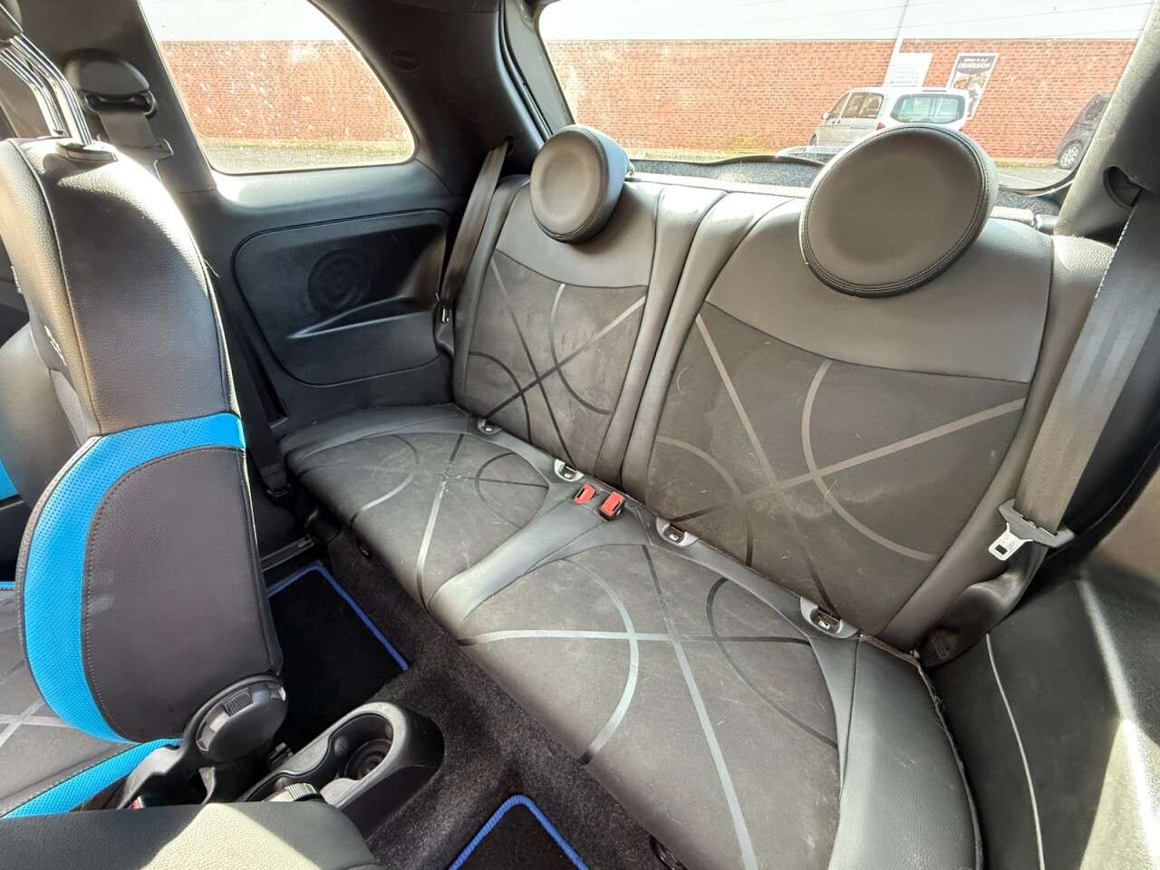 2018 FIAT 500 2018 FIAT 500