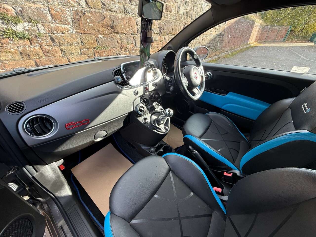 2018 FIAT 500 2018 FIAT 500