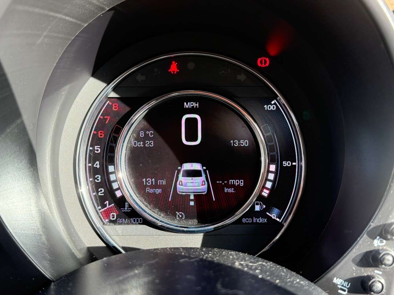 2018 FIAT 500 2018 FIAT 500