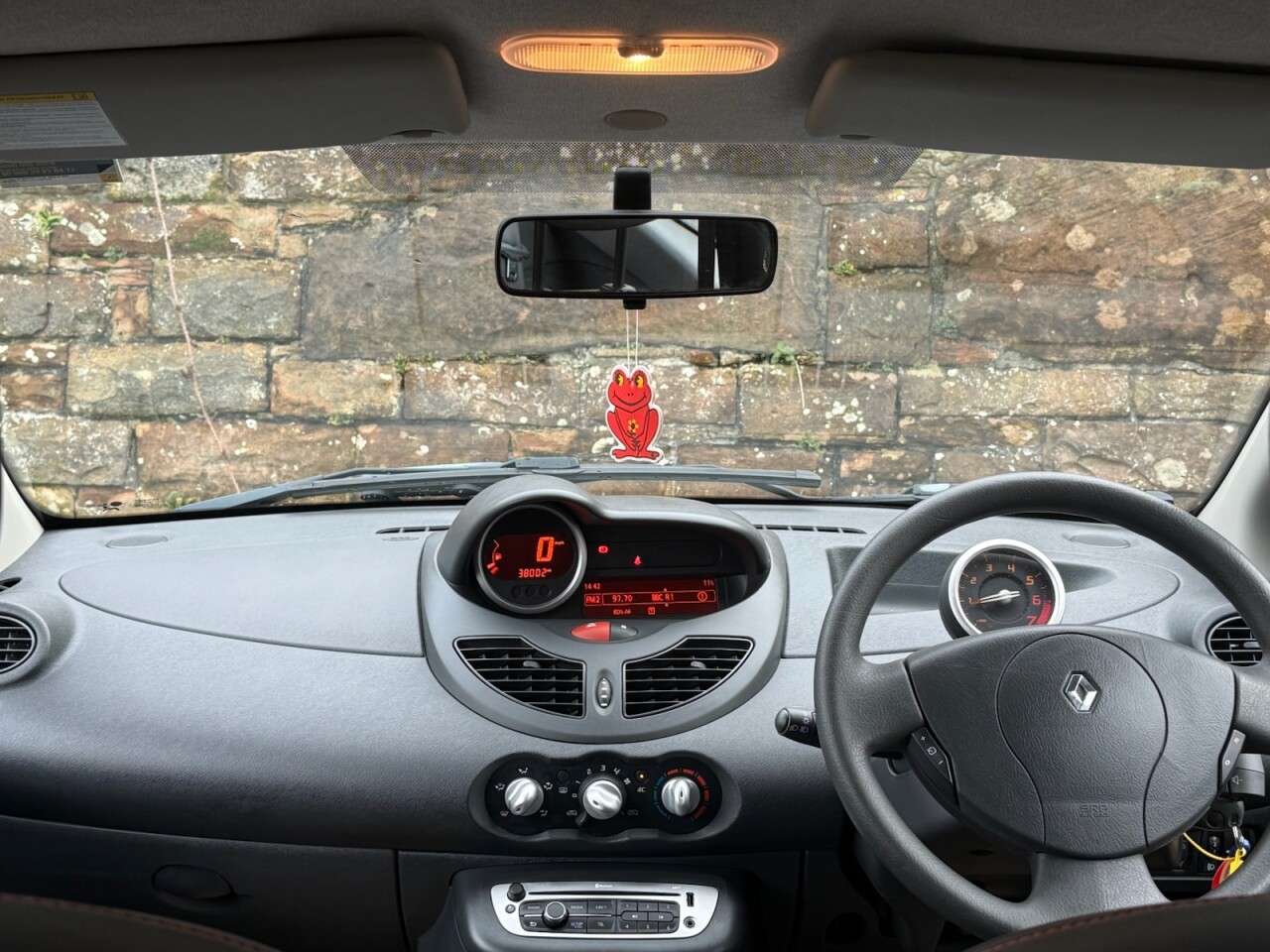 2012 RENAULT TWINGO 2012 RENAULT TWINGO