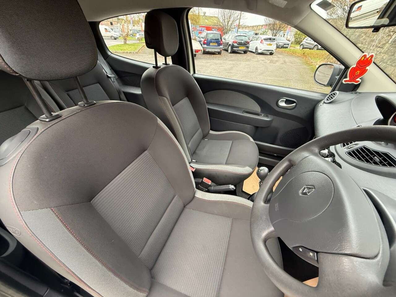 2012 RENAULT TWINGO 2012 RENAULT TWINGO