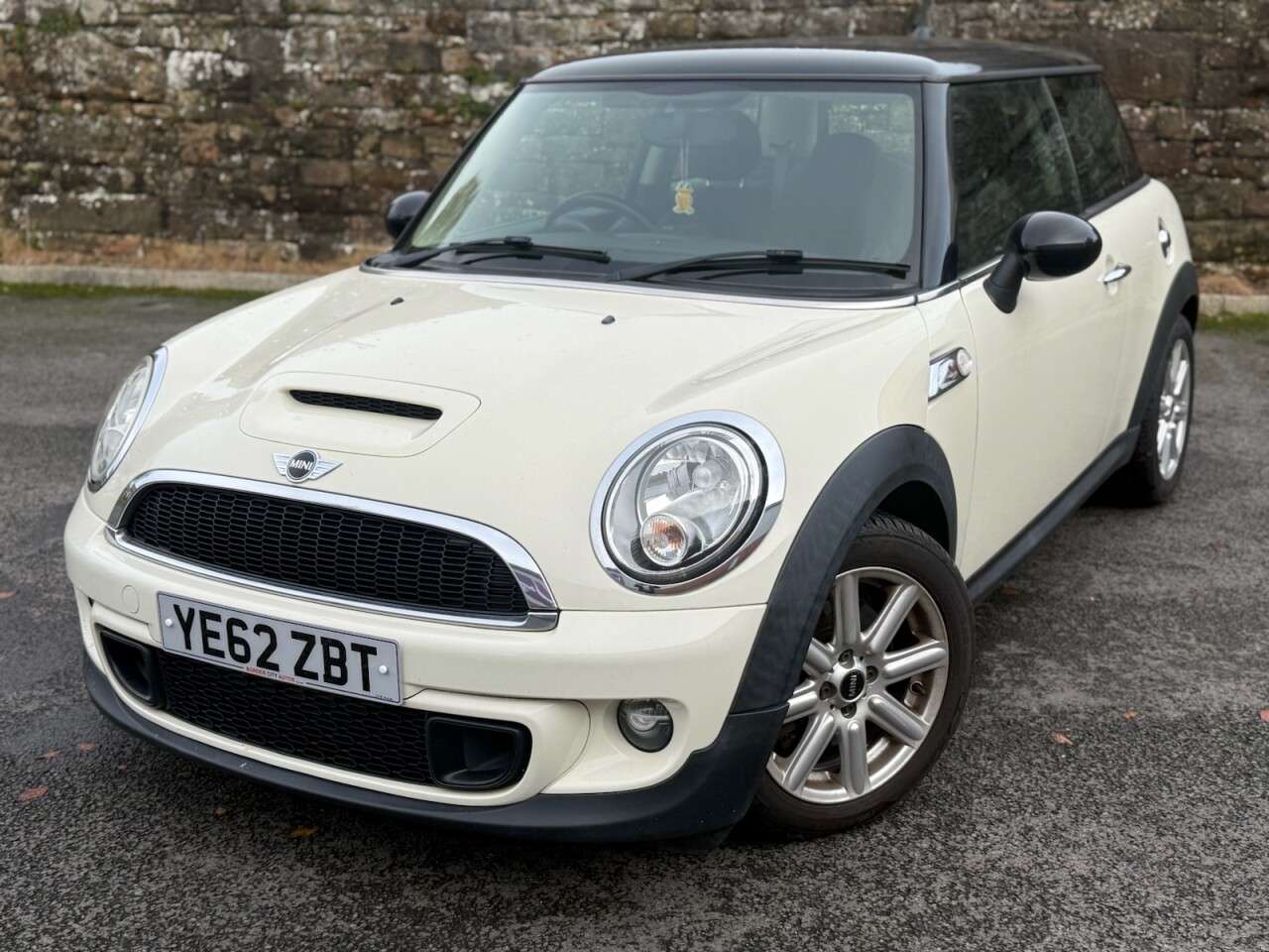 2012 MINI HATCH 2012 MINI HATCH