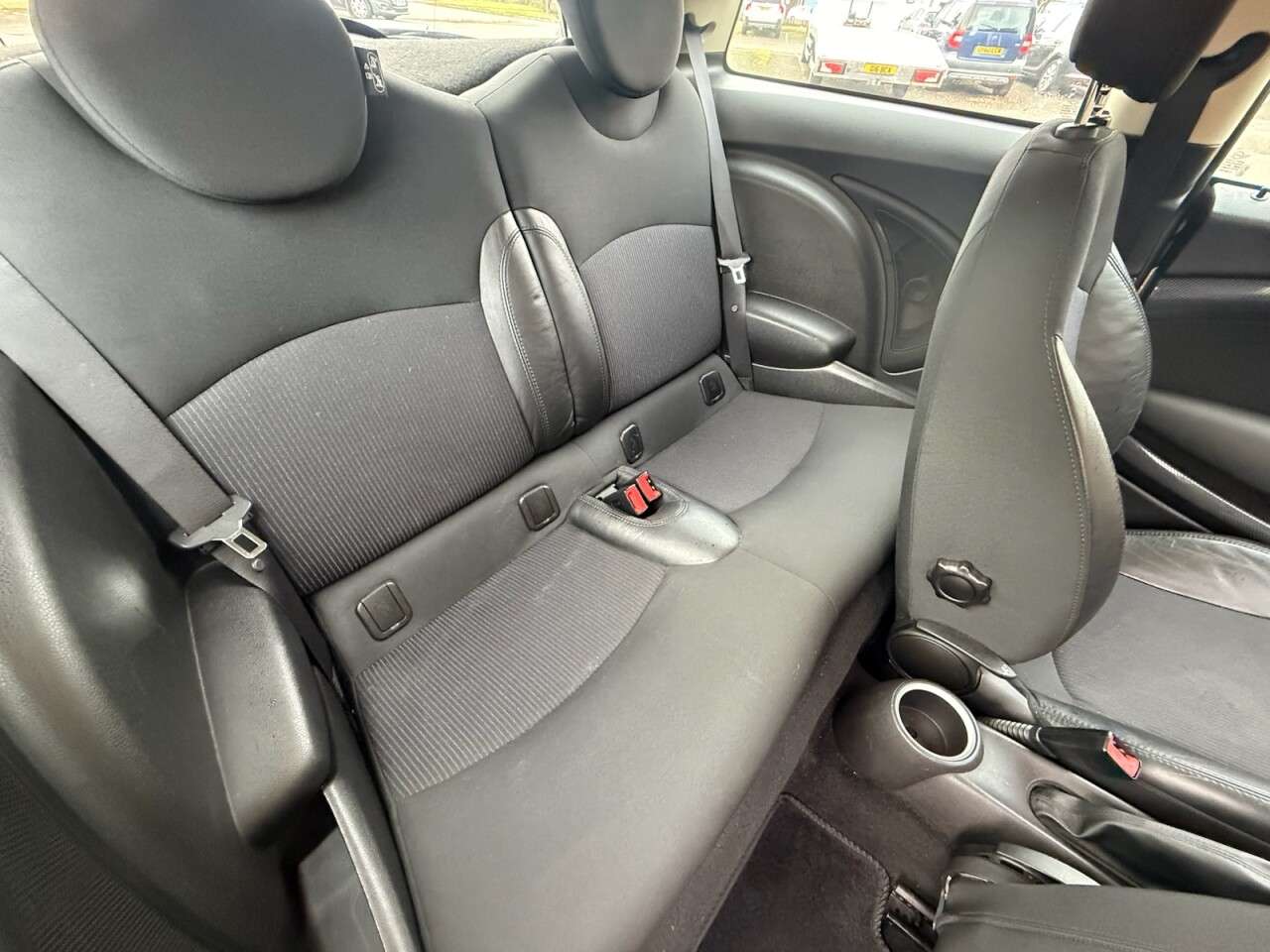 2012 MINI HATCH 2012 MINI HATCH