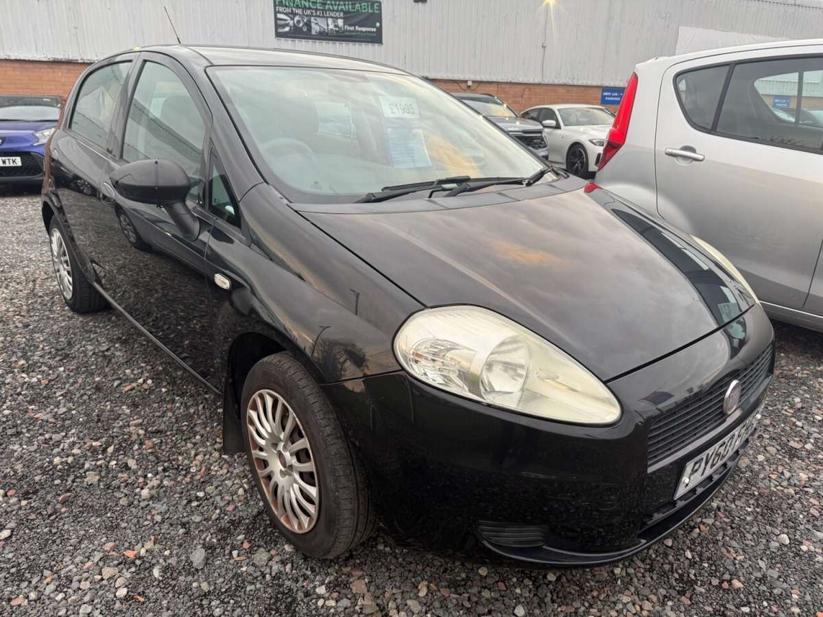 Check out this Fiat Grande Punto 2010 Petrol Manual