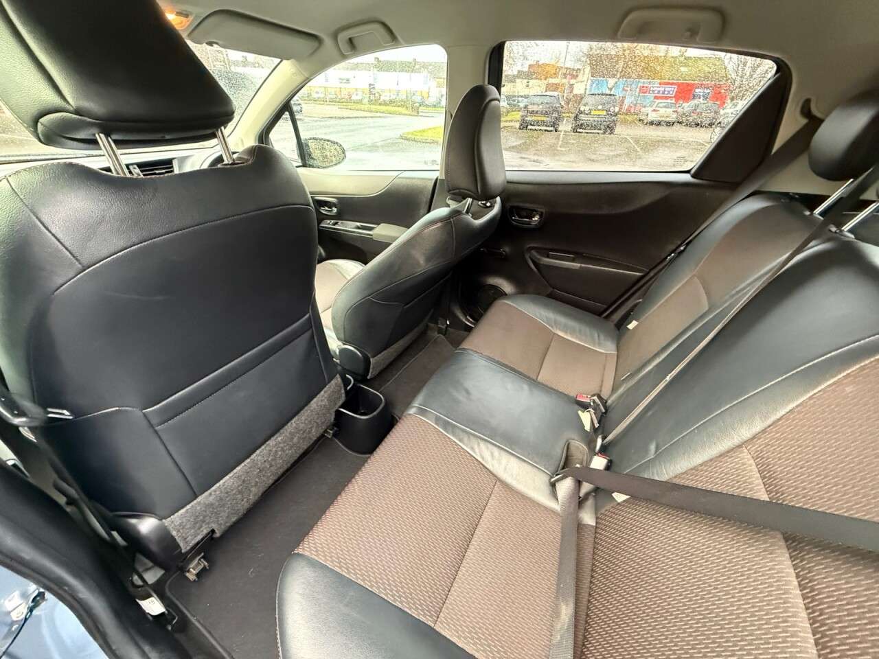 2012 TOYOTA YARIS 2012 TOYOTA YARIS