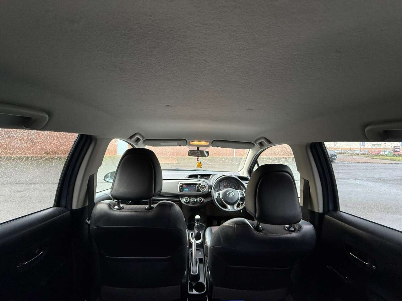 2012 TOYOTA YARIS 2012 TOYOTA YARIS