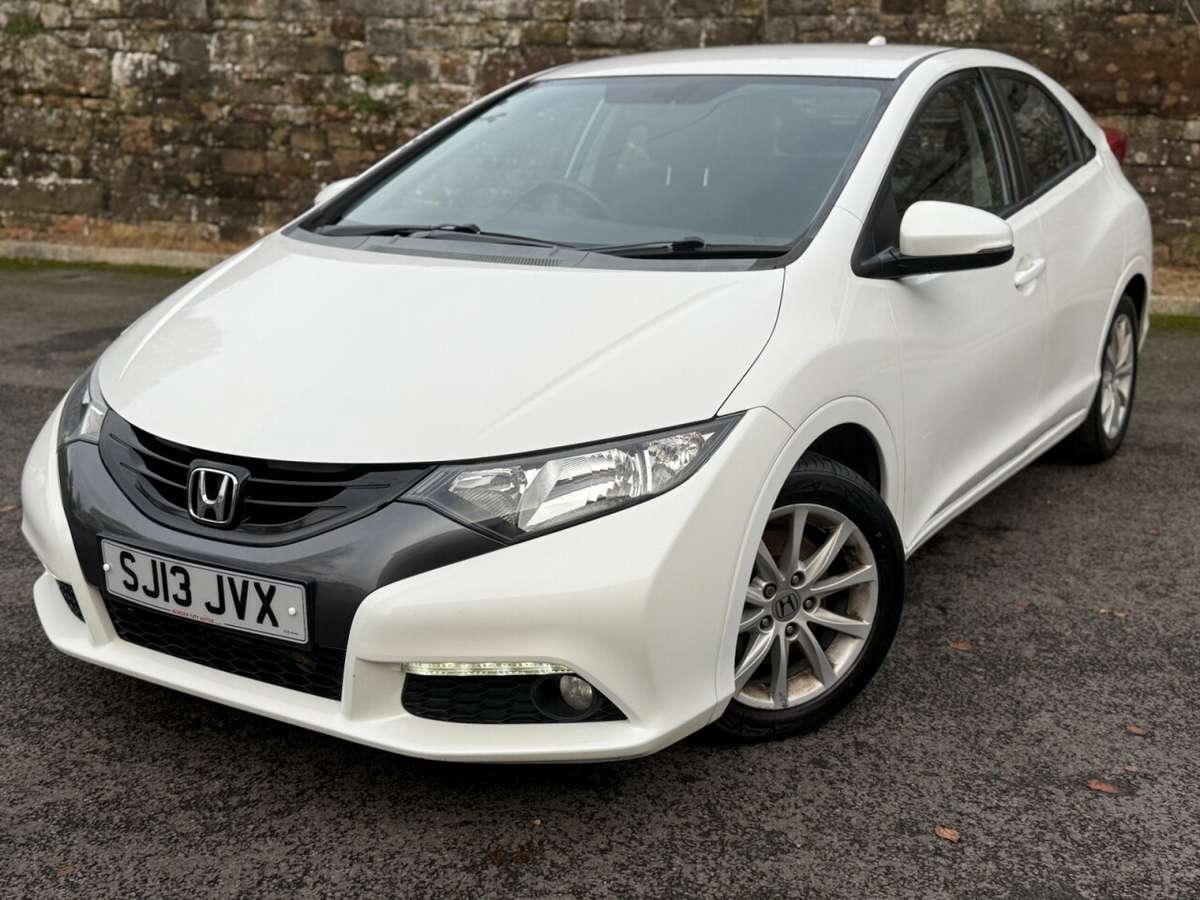Check out this Honda Civic 2013 Petrol Manual