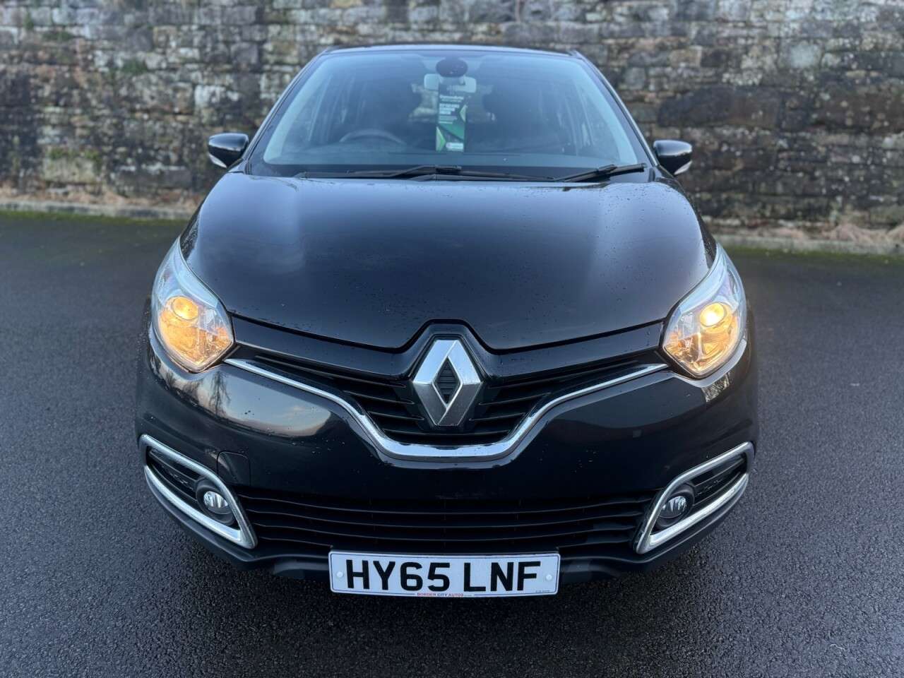 A 2015 RENAULT CAPTUR 1.5 dCi ENERGY Expression + SUV 5dr Diesel Manual Euro 6 (s/s) (90 ps) JUST A 2015 RENAULT CAPTUR 1.5 dCi ENERGY Expression + SUV 5dr Diesel Manual Euro 6 (s/s) (90 ps) JUST