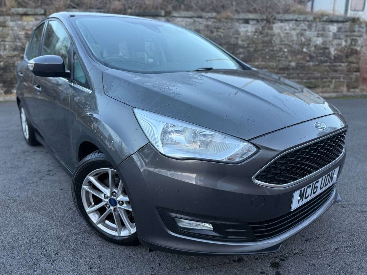 A 2016 FORD C-MAX ZETEC TDCI A 2016 FORD C-MAX ZETEC TDCI