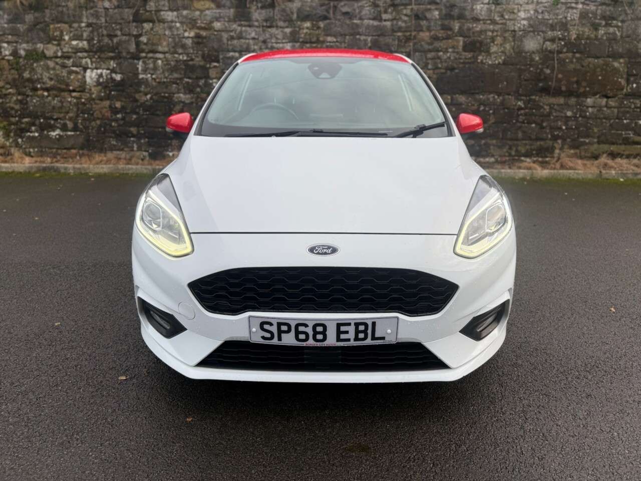 A 2018 FORD FIESTA 1.0T EcoBoost ST-Line X Hatchback 3dr Petrol Manual Euro 6 (s/s) (140 ps) W A 2018 FORD FIESTA 1.0T EcoBoost ST-Line X Hatchback 3dr Petrol Manual Euro 6 (s/s) (140 ps) W