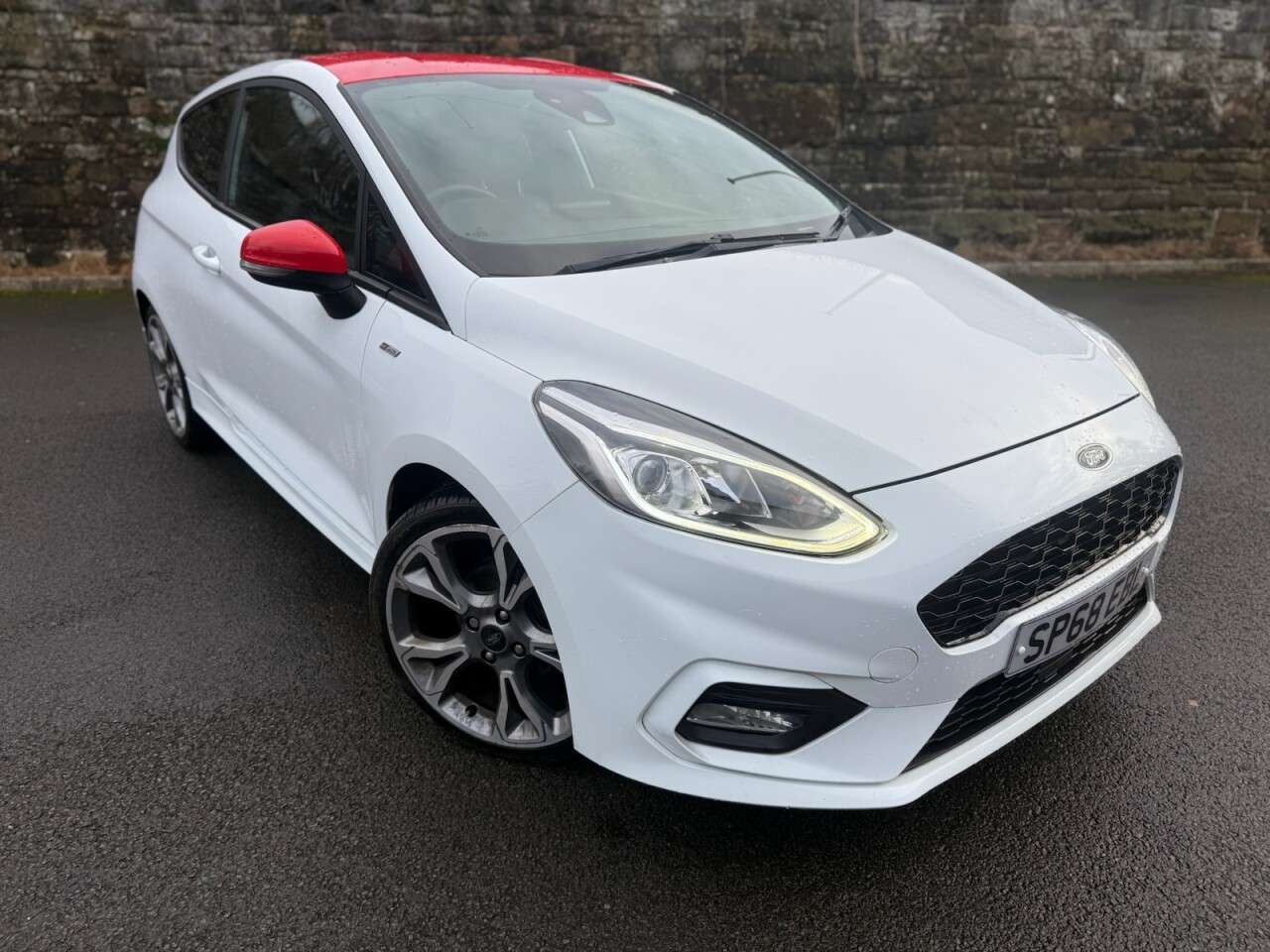 A 2018 FORD FIESTA 1.0T EcoBoost ST-Line X Hatchback 3dr Petrol Manual Euro 6 (s/s) (140 ps) W A 2018 FORD FIESTA 1.0T EcoBoost ST-Line X Hatchback 3dr Petrol Manual Euro 6 (s/s) (140 ps) W