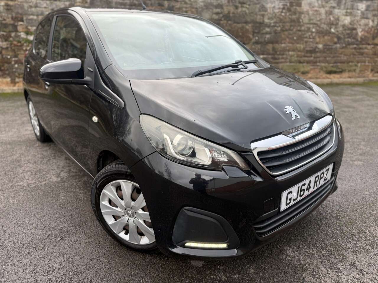 A 2014 PEUGEOT 108 1.0 VTi Active Hatchback 5dr Petrol Manual Euro 5 Euro 5 (68 ps) RESPONSIVE A 2014 PEUGEOT 108 1.0 VTi Active Hatchback 5dr Petrol Manual Euro 5 Euro 5 (68 ps) RESPONSIVE