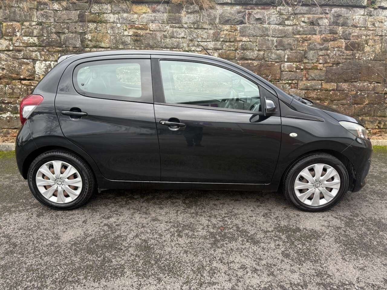 2014 PEUGEOT 108 2014 PEUGEOT 108