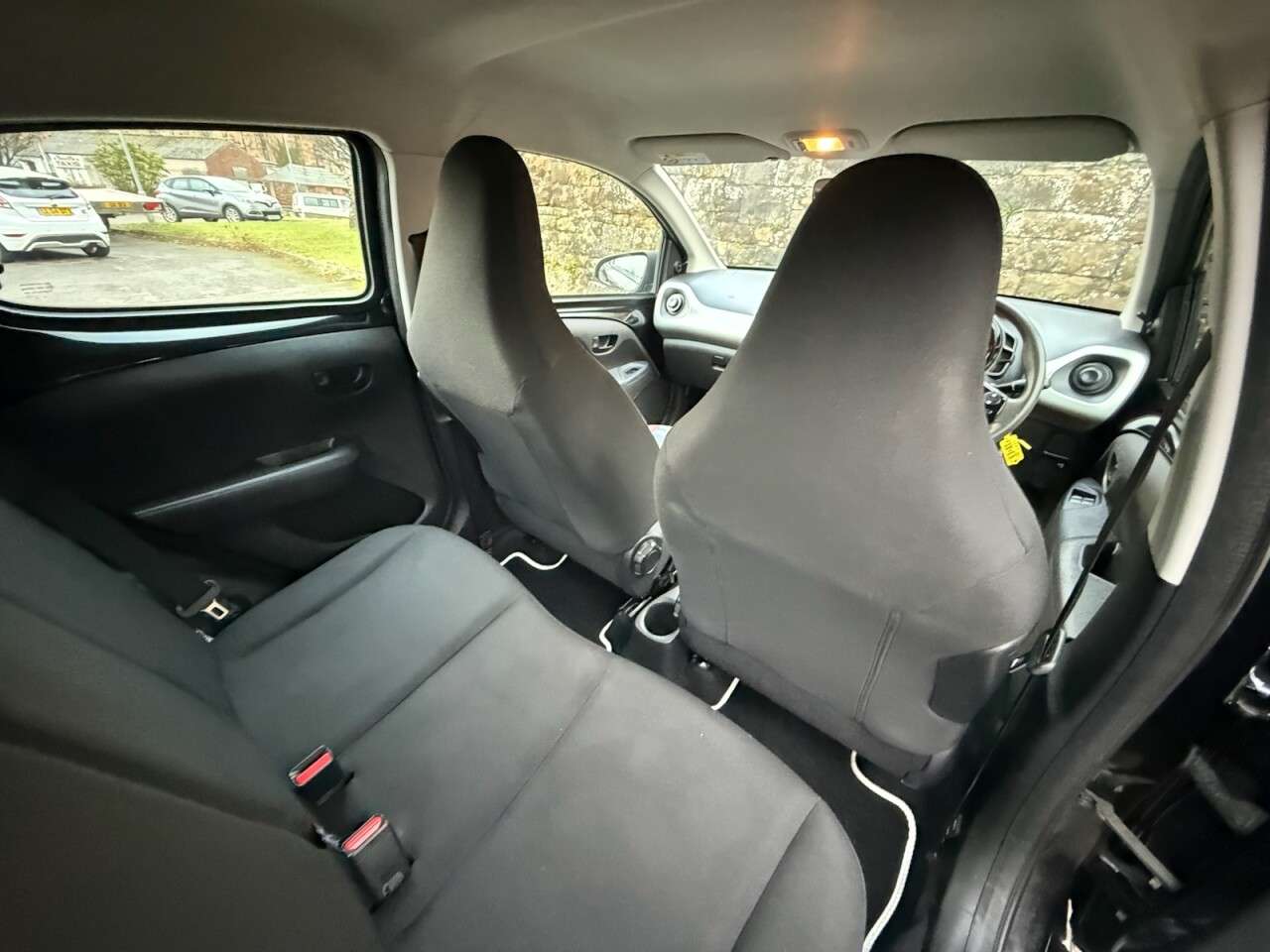 2014 PEUGEOT 108 2014 PEUGEOT 108