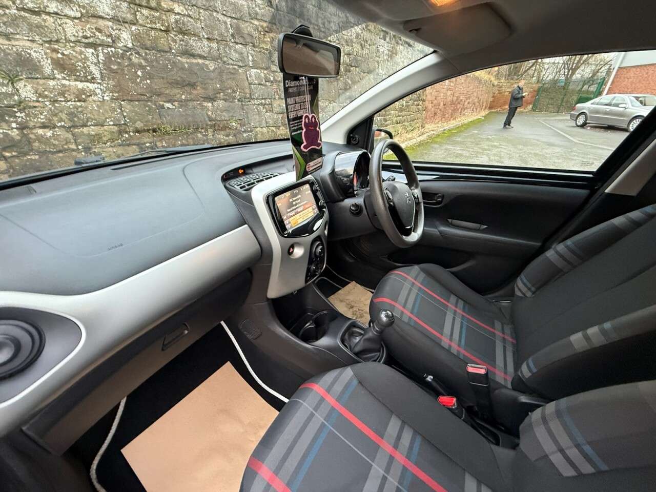 2014 PEUGEOT 108 2014 PEUGEOT 108