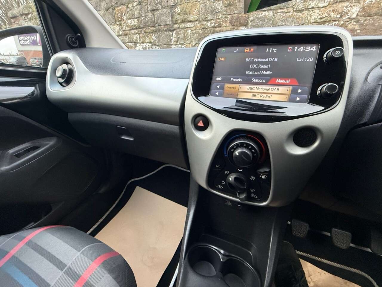 2014 PEUGEOT 108 2014 PEUGEOT 108