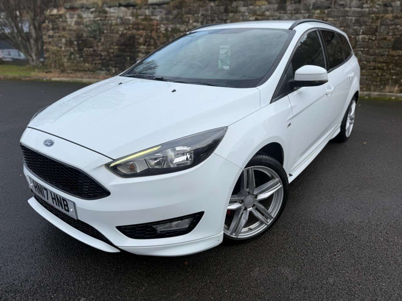A 2017 FORD FOCUS 1.5 TDCi ST-Line Estate 5dr Diesel Manual Euro 6 (s/s) (120 ps) ST LINE DIE A 2017 FORD FOCUS 1.5 TDCi ST-Line Estate 5dr Diesel Manual Euro 6 (s/s) (120 ps) ST LINE DIE