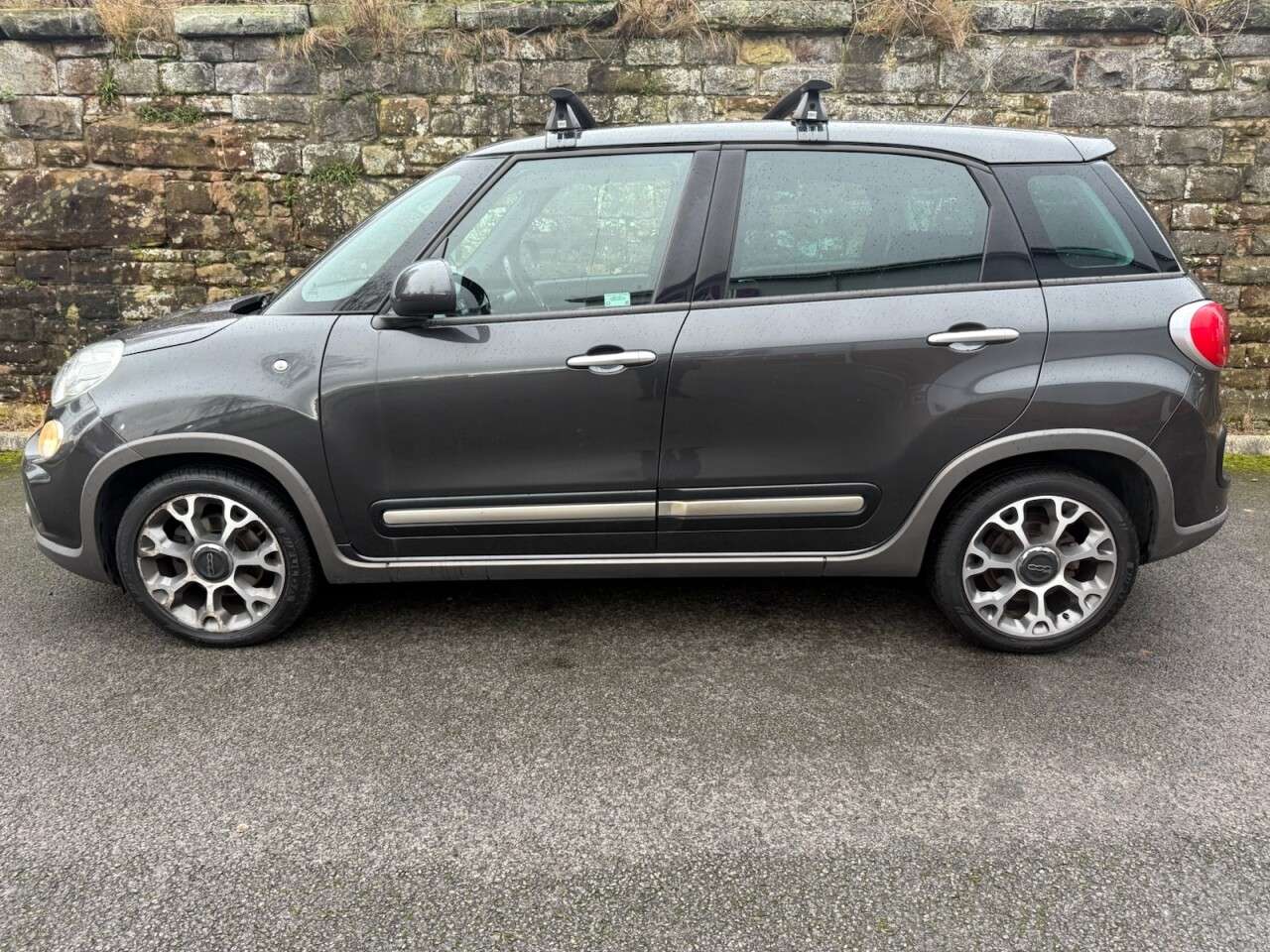 2015 FIAT 500L 2015 FIAT 500L