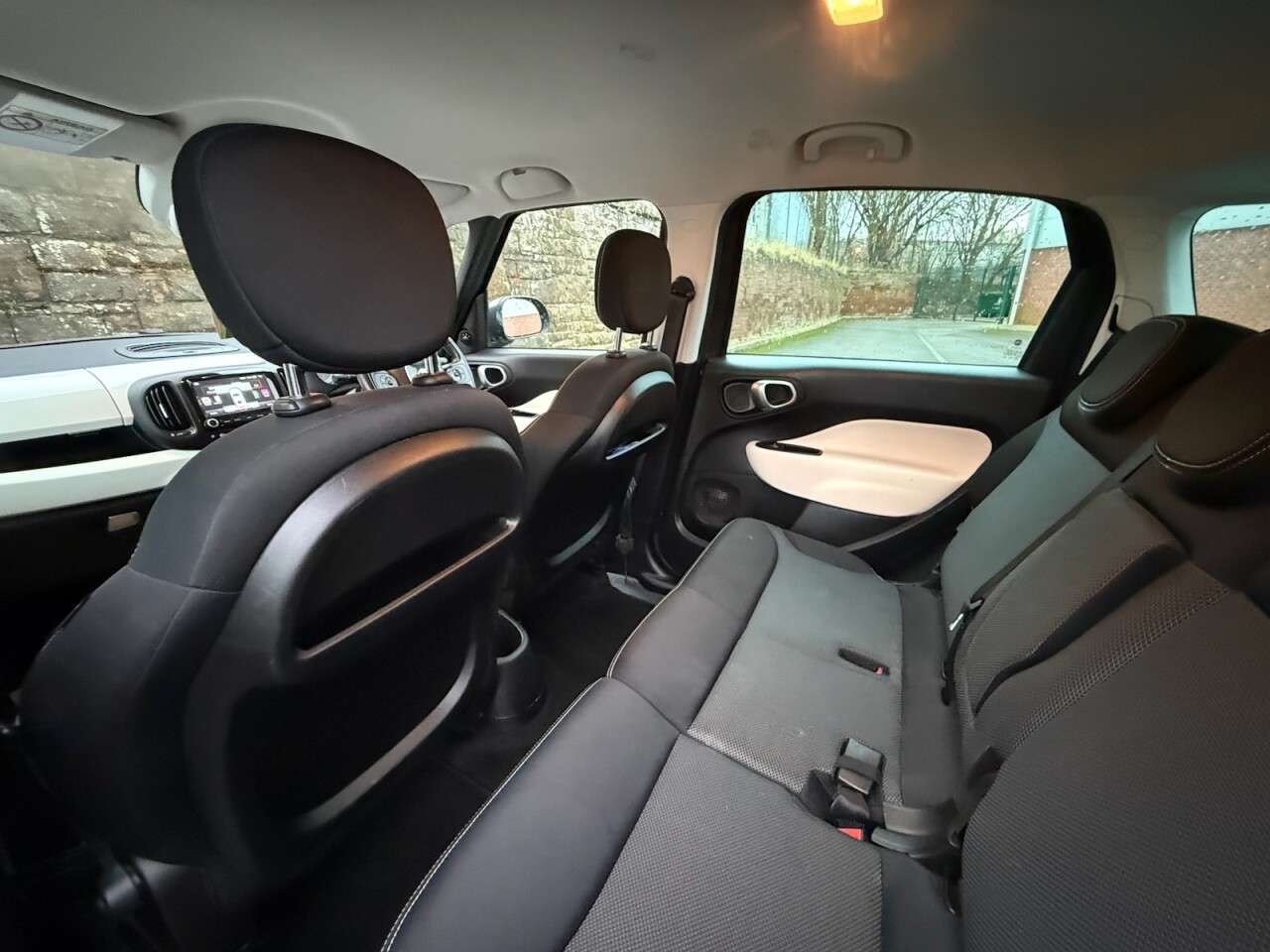 2015 FIAT 500L 2015 FIAT 500L