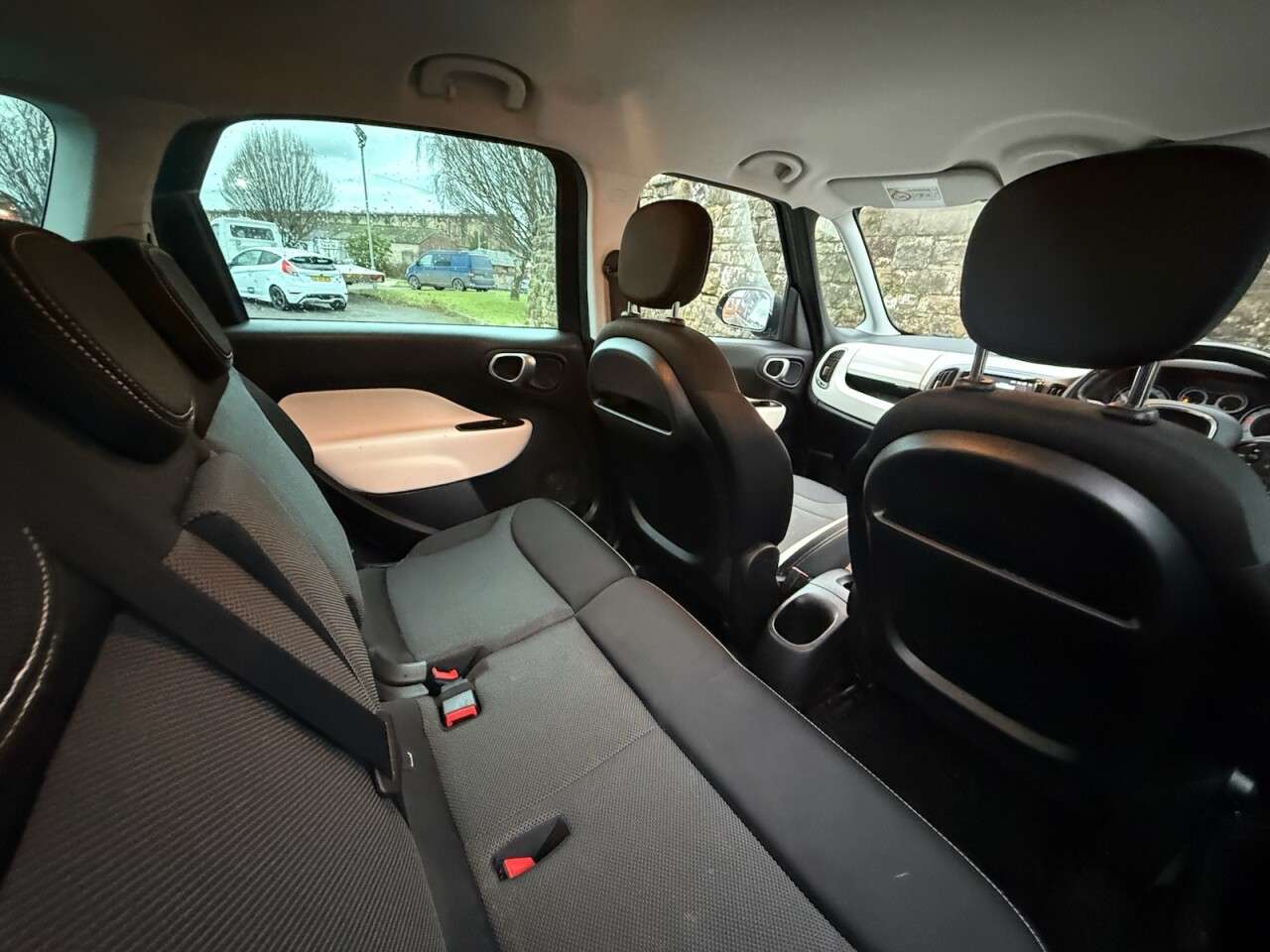 2015 FIAT 500L 2015 FIAT 500L