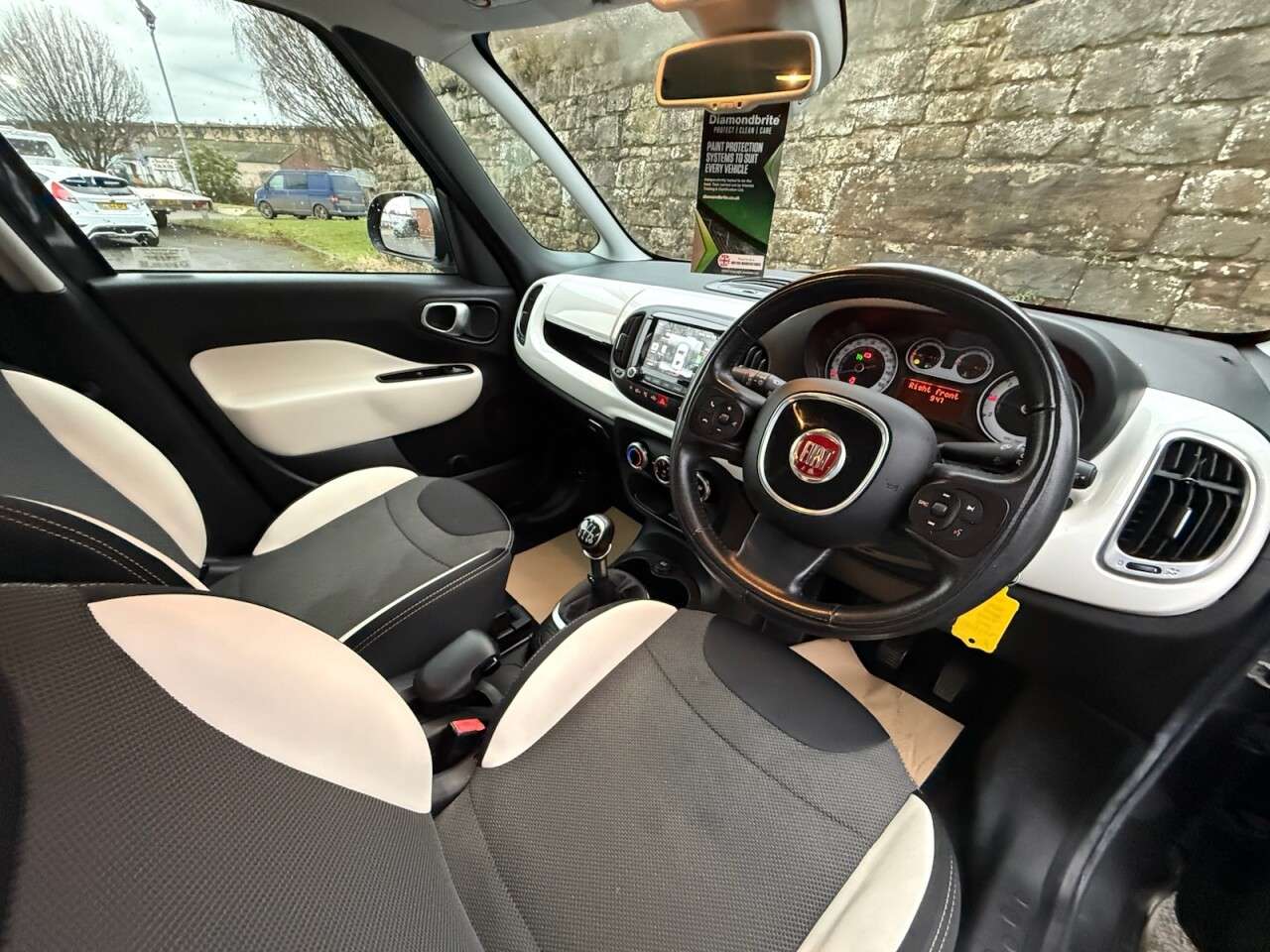 2015 FIAT 500L 2015 FIAT 500L