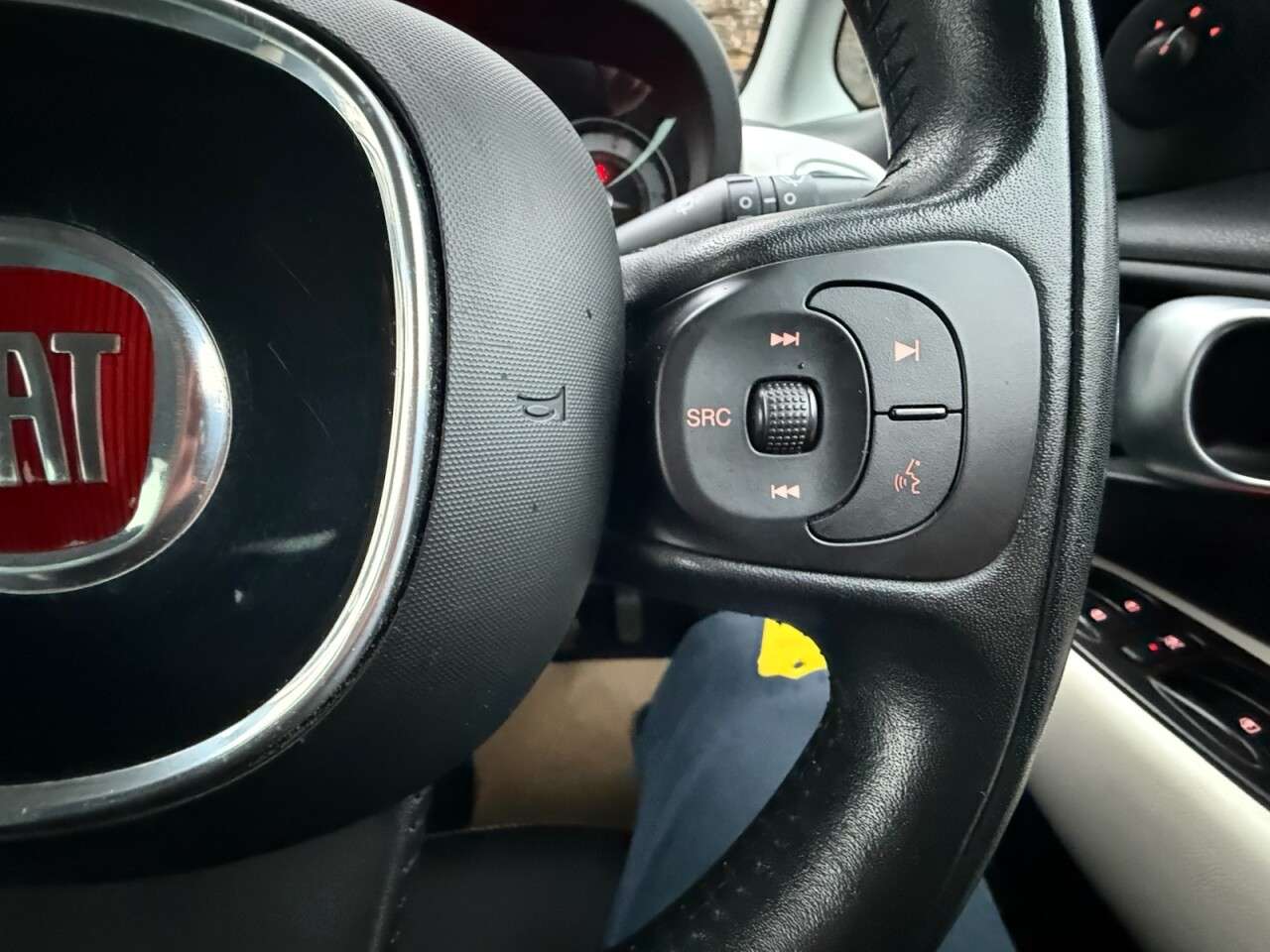 2015 FIAT 500L 2015 FIAT 500L