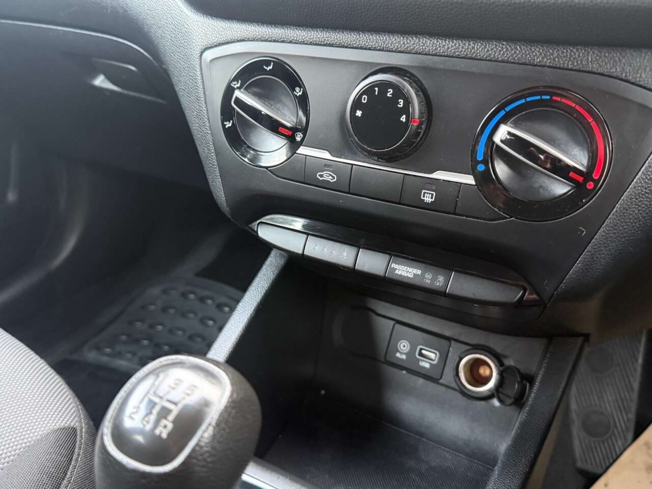 2017 HYUNDAI I20 2017 HYUNDAI I20