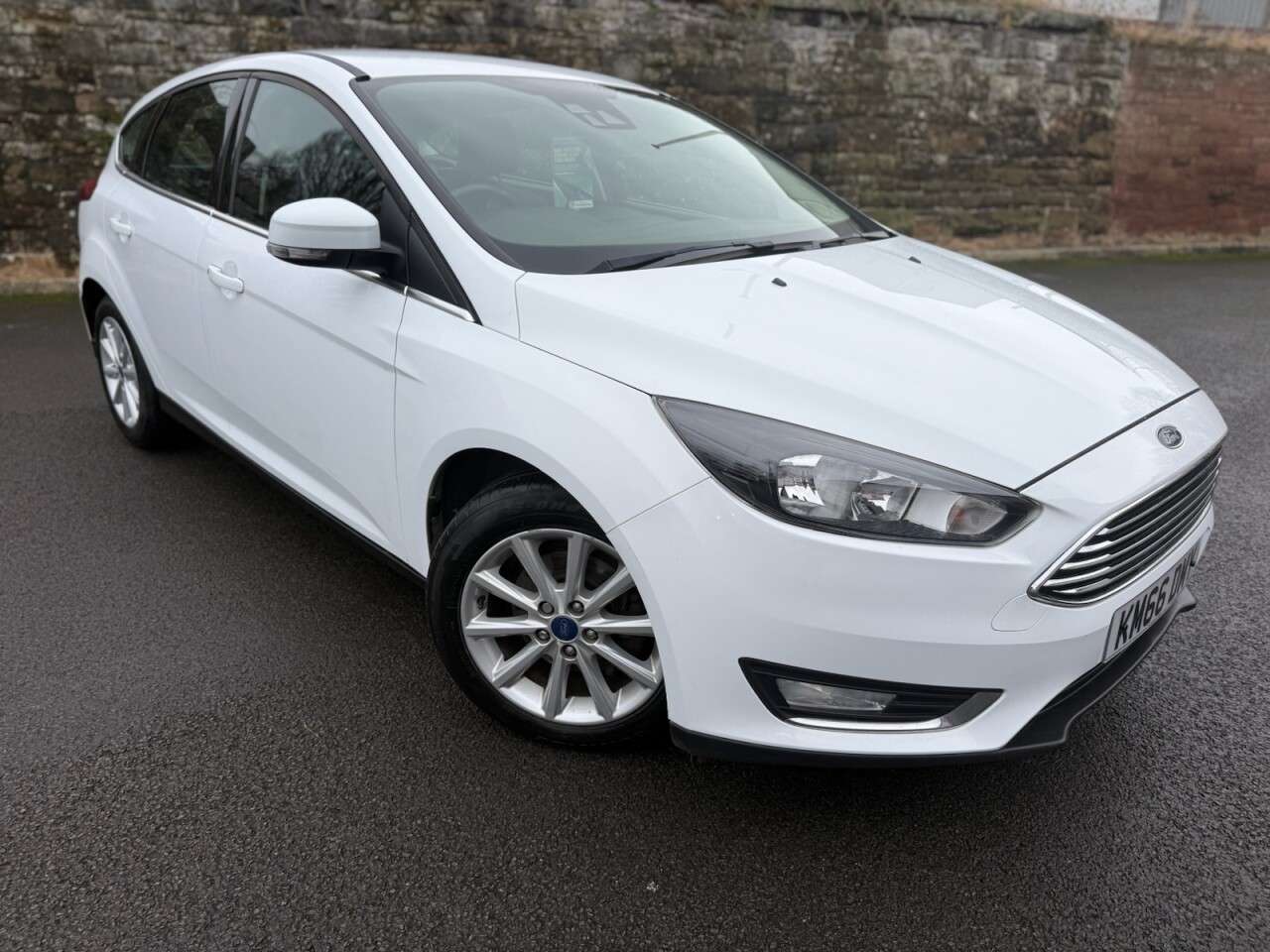 A 2016 FORD FOCUS 1.5 TDCi Titanium Hatchback 5dr Diesel Manual Euro 6 (s/s) (120 ps) SEPERB A 2016 FORD FOCUS 1.5 TDCi Titanium Hatchback 5dr Diesel Manual Euro 6 (s/s) (120 ps) SEPERB
