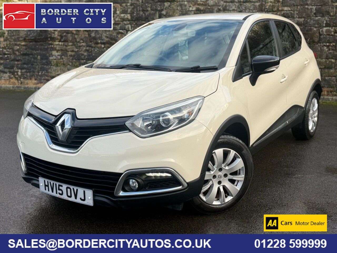 A 2015 RENAULT CAPTUR 1.5 dCi ENERGY Expression + Convenience SUV 5dr Diesel Manual Euro 5 (s/s) A 2015 RENAULT CAPTUR 1.5 dCi ENERGY Expression + Convenience SUV 5dr Diesel Manual Euro 5 (s/s)