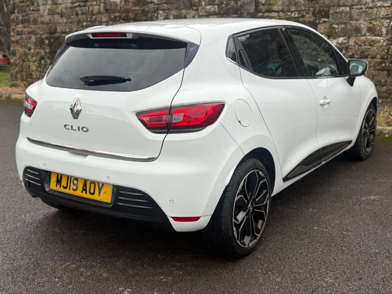 2019 RENAULT CLIO 2019 RENAULT CLIO