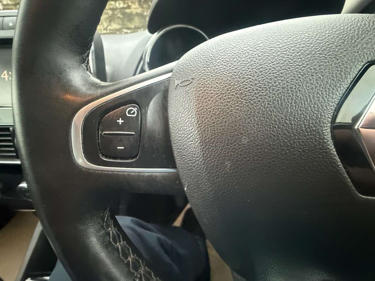 2019 RENAULT CLIO 2019 RENAULT CLIO