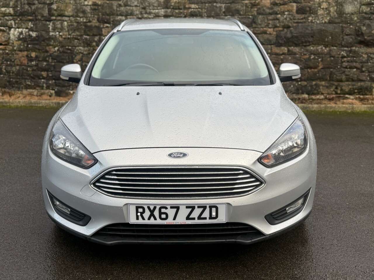 A 2017 FORD FOCUS 1.5 TDCi Zetec Edition Estate 5dr Diesel Manual Euro 6 (s/s) (120 ps) 1.5 T A 2017 FORD FOCUS 1.5 TDCi Zetec Edition Estate 5dr Diesel Manual Euro 6 (s/s) (120 ps) 1.5 T