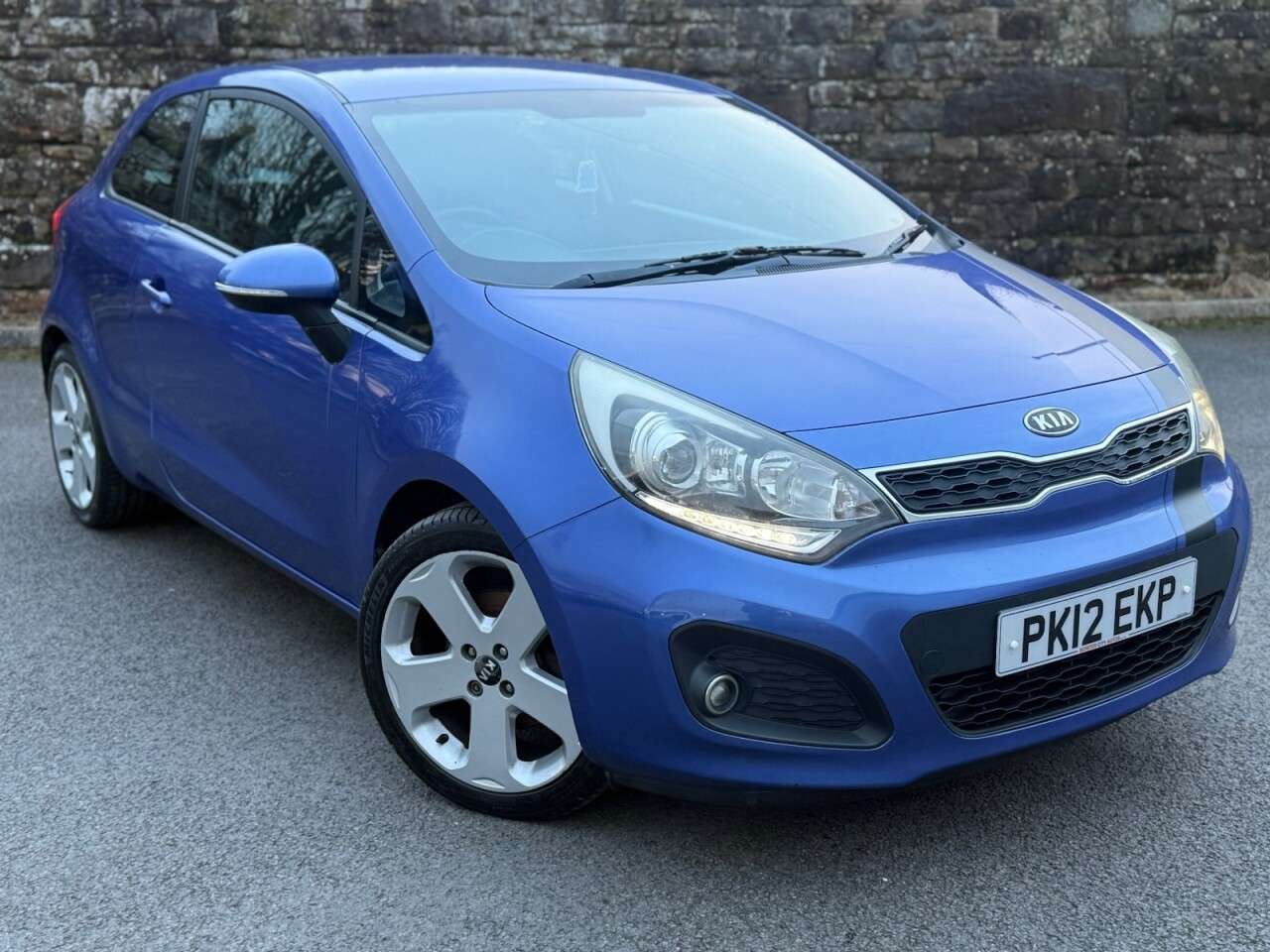 A 2012 KIA RIO 1.4 3 Hatchback 3dr Petrol Manual Euro 5 (107 bhp) 1.4 PETROL, PRESENTED IN A 2012 KIA RIO 1.4 3 Hatchback 3dr Petrol Manual Euro 5 (107 bhp) 1.4 PETROL, PRESENTED IN