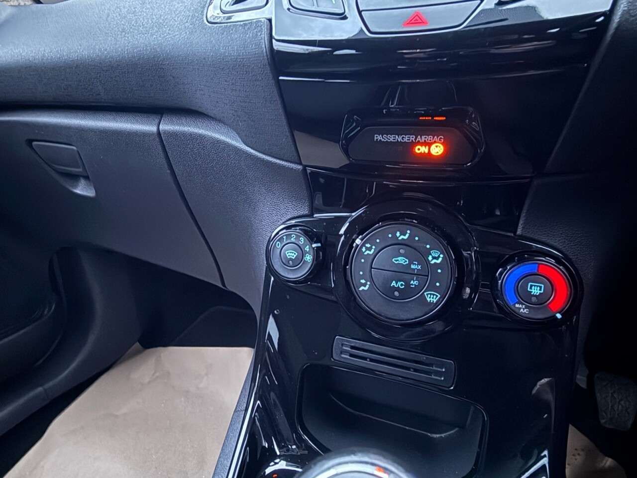 2013 FORD FIESTA 2013 FORD FIESTA