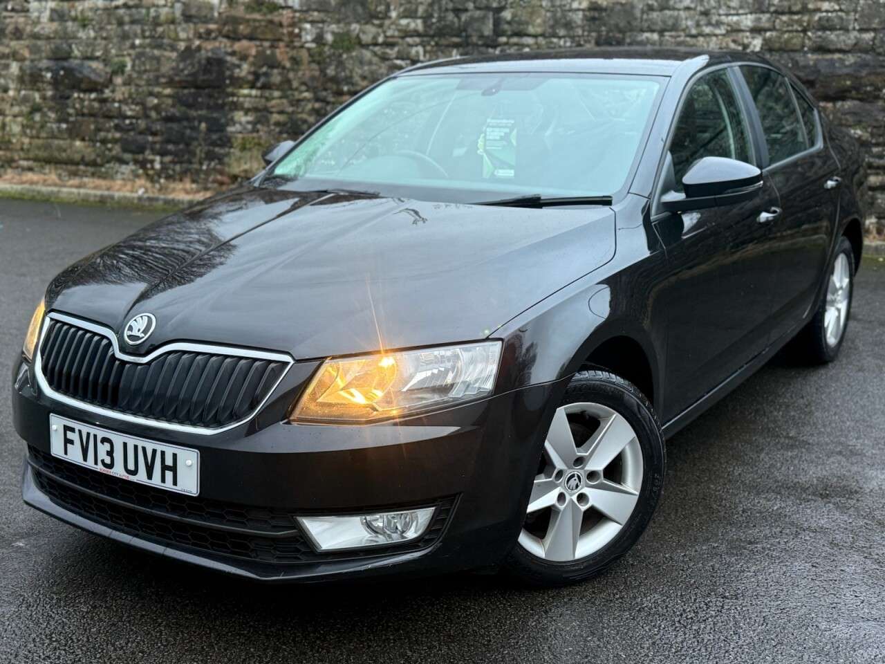 A 2013 SKODA OCTAVIA 1.6 TDI SE Hatchback 5dr Diesel Manual Euro 5 (s/s) (105 ps) RECENT TIMING A 2013 SKODA OCTAVIA 1.6 TDI SE Hatchback 5dr Diesel Manual Euro 5 (s/s) (105 ps) RECENT TIMING