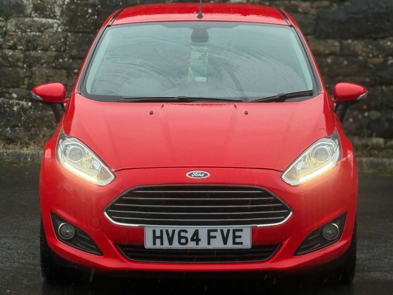 A 2014 FORD FIESTA 1.0T EcoBoost Titanium Hatchback 5dr Petrol Manual Euro 5 (s/s) (100 ps) A 2014 FORD FIESTA 1.0T EcoBoost Titanium Hatchback 5dr Petrol Manual Euro 5 (s/s) (100 ps)