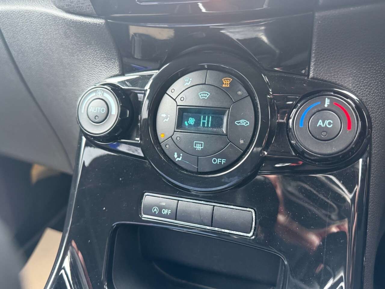 2014 FORD FIESTA 2014 FORD FIESTA