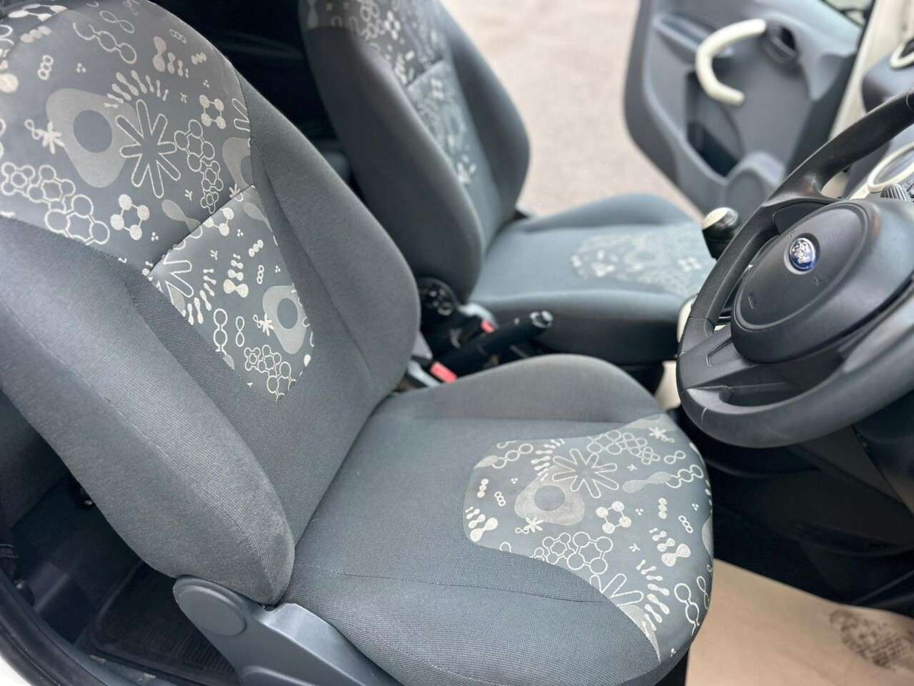 2013 FORD KA 2013 FORD KA