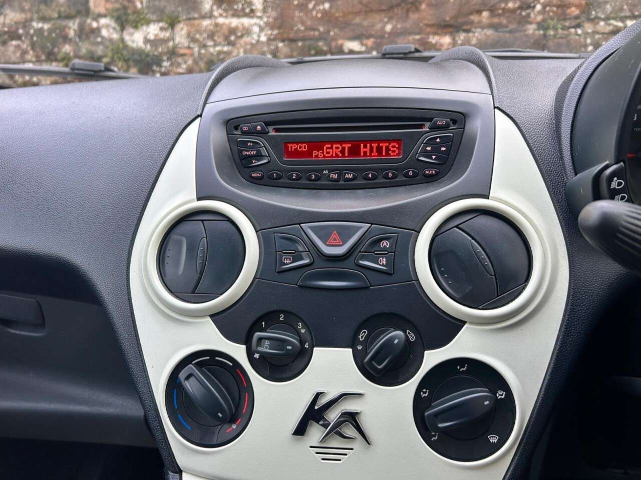 2013 FORD KA 2013 FORD KA