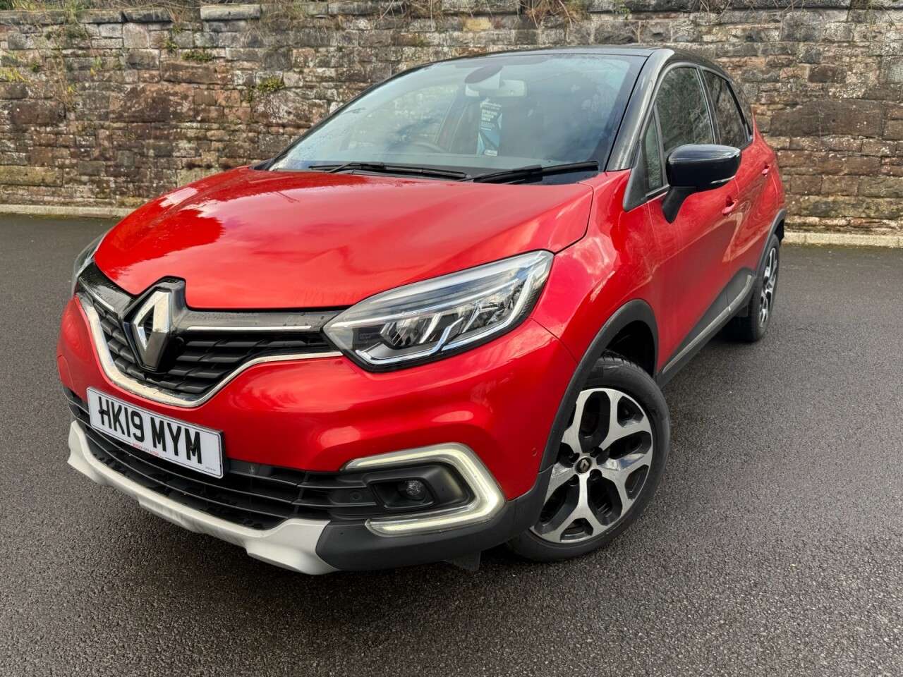 A 2019 RENAULT CAPTUR 1.5 dCi ENERGY GT Line SUV 5dr Diesel Manual Euro 6 (s/s) (90 ps) A 2019 RENAULT CAPTUR 1.5 dCi ENERGY GT Line SUV 5dr Diesel Manual Euro 6 (s/s) (90 ps)