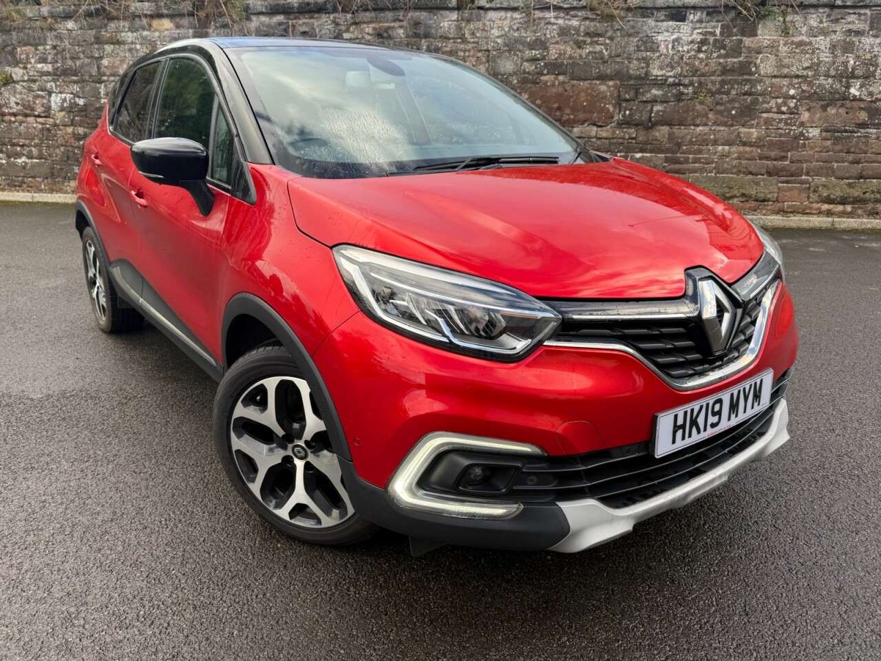 A 2019 RENAULT CAPTUR 1.5 dCi ENERGY GT Line SUV 5dr Diesel Manual Euro 6 (s/s) (90 ps) A 2019 RENAULT CAPTUR 1.5 dCi ENERGY GT Line SUV 5dr Diesel Manual Euro 6 (s/s) (90 ps)