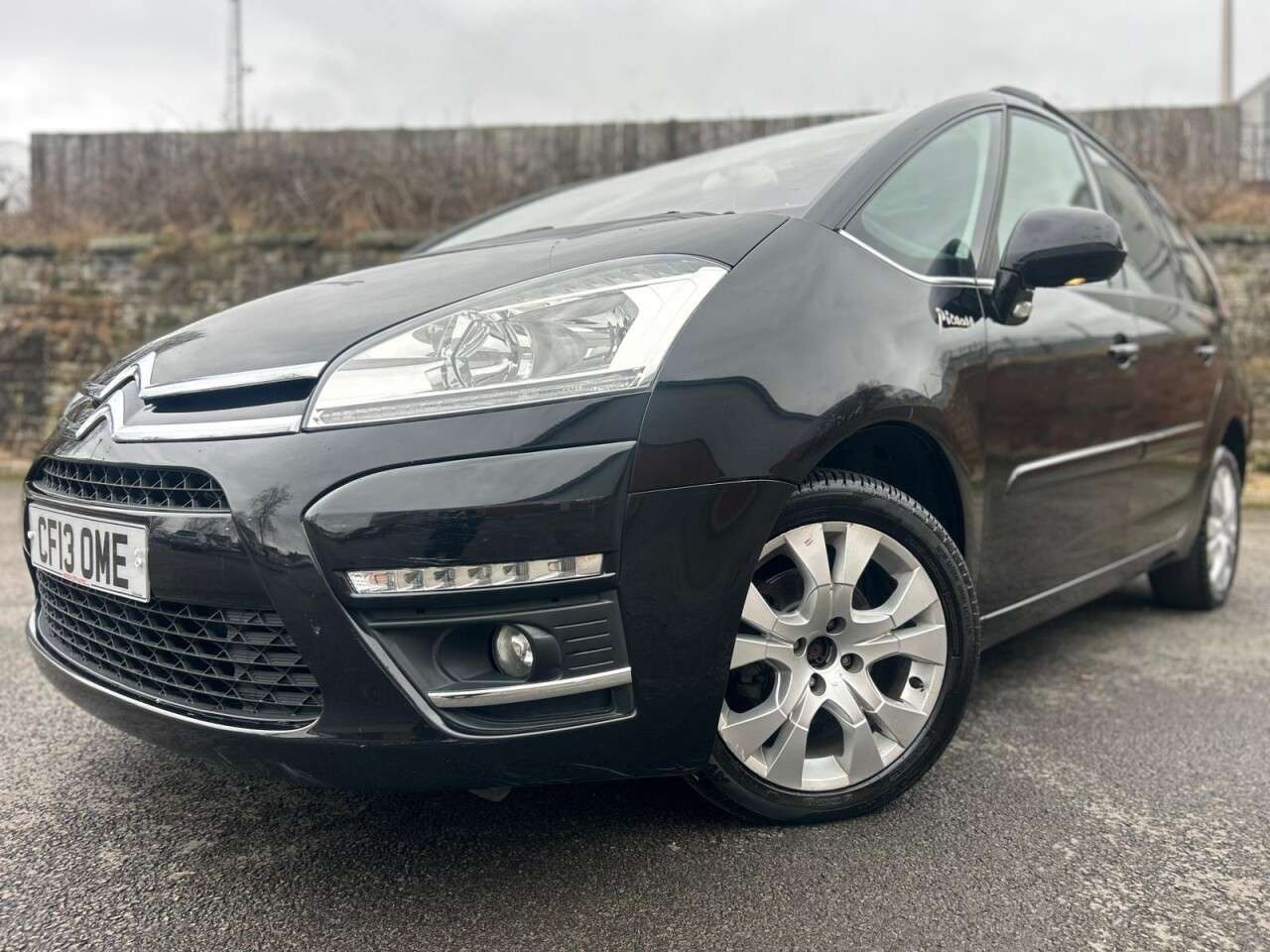A 2013 CITROEN GRAND C4 PICASSO 1.6 HDi Platinum MPV 5dr Diesel Manual Euro 5 (110 ps) A 2013 CITROEN GRAND C4 PICASSO 1.6 HDi Platinum MPV 5dr Diesel Manual Euro 5 (110 ps)