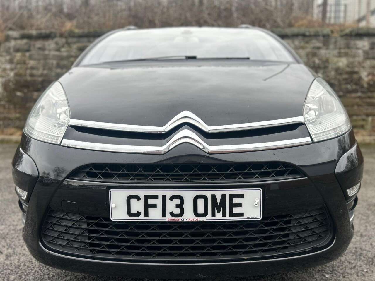 A 2013 CITROEN GRAND C4 PICASSO 1.6 HDi Platinum MPV 5dr Diesel Manual Euro 5 (110 ps) A 2013 CITROEN GRAND C4 PICASSO 1.6 HDi Platinum MPV 5dr Diesel Manual Euro 5 (110 ps)