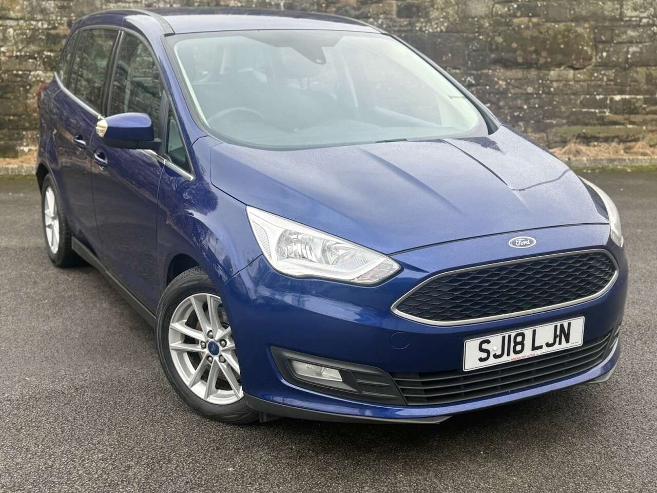 A 2018 FORD GRAND C-MAX 1.5 TDCi Zetec MPV 5dr Diesel Manual Euro 6 (s/s) (120 ps) A 2018 FORD GRAND C-MAX 1.5 TDCi Zetec MPV 5dr Diesel Manual Euro 6 (s/s) (120 ps)