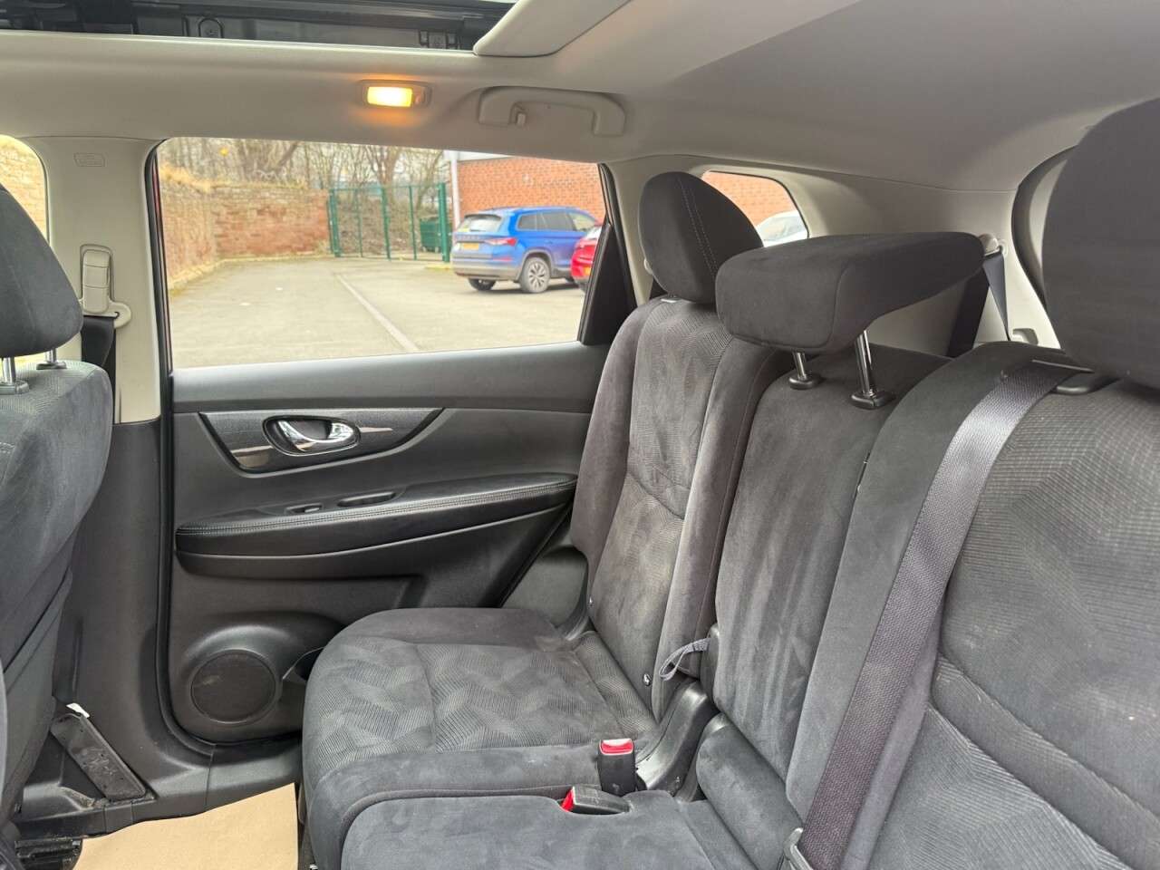 2015 NISSAN X-TRAIL 2015 NISSAN X-TRAIL